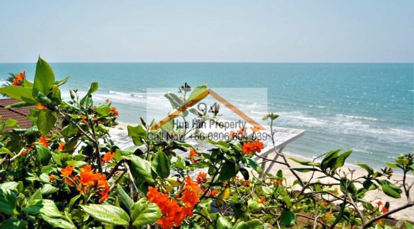 SH94237 Absolute Beachfront House For Sale in Cha Am_013
