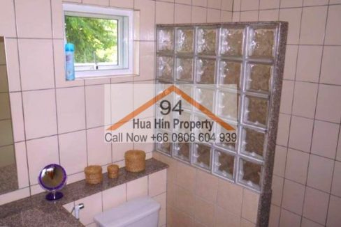 SH94246 Pineapple Village Hua Hin Bargain Real Estate_011