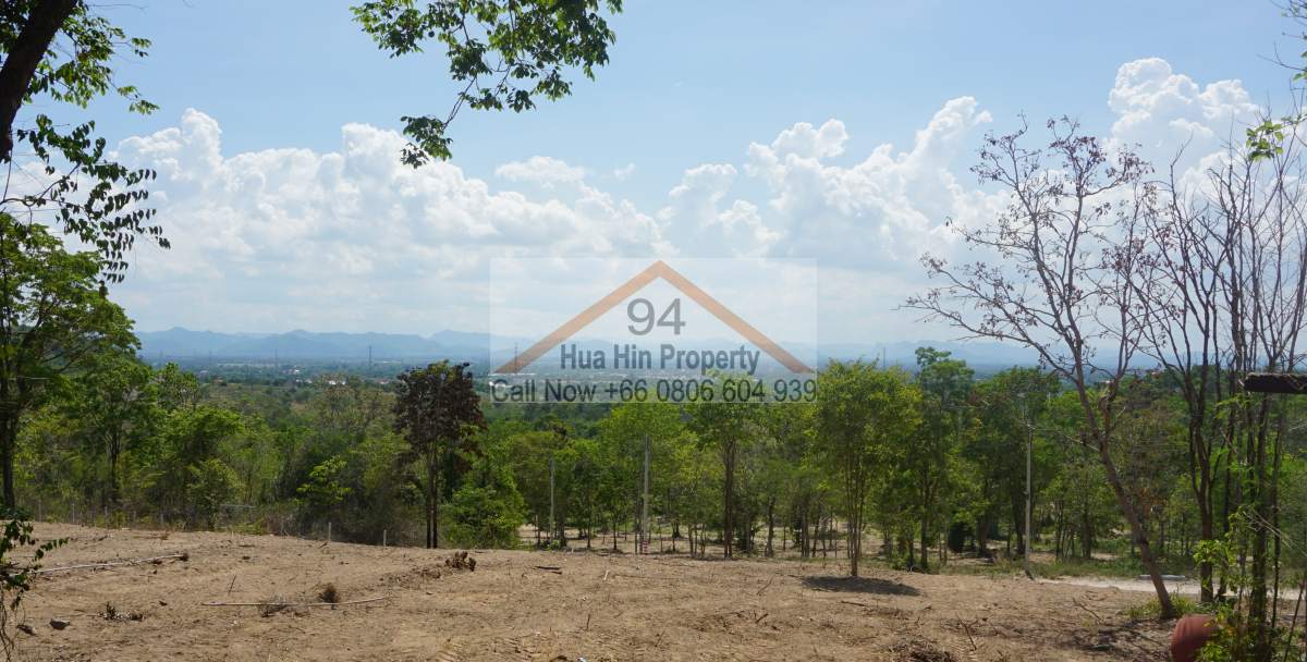 SL94082: Hilltop plot with amazing Mountain Views,  Chanote title, Hua Hin Soi 88