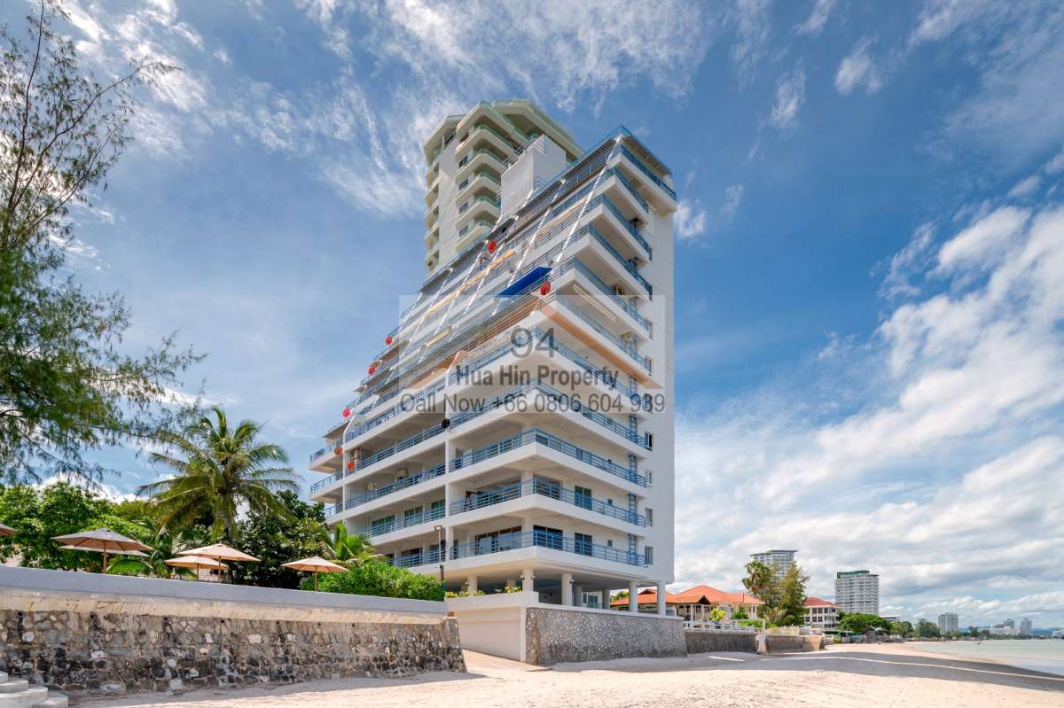 SC94156 Hua Hin Khao Takiap residential Condo Baan Sang Chan, directly on the beach with a very large balcony with awesome views