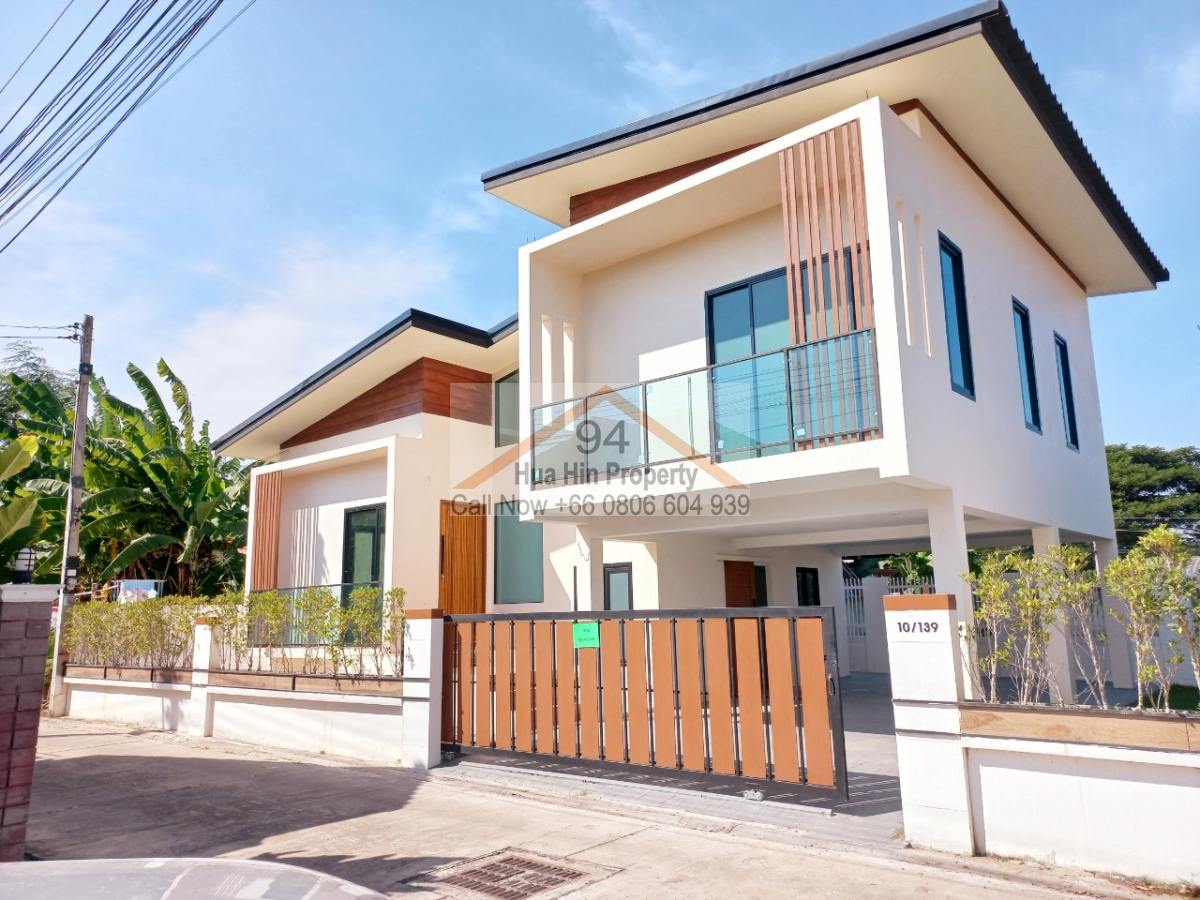 SH94433 Small smart budget house on a quiet street close to Hua Hin Hospital and the Hua Hin Int. airport