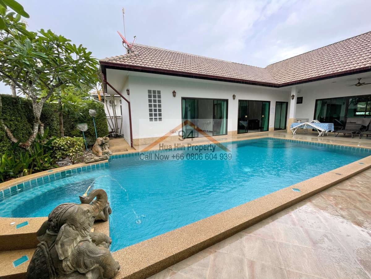 SH94437 Appealing pool villa in Hua Hin, Mon Mai area, just 4 km to town. Priced to sell ready to move in