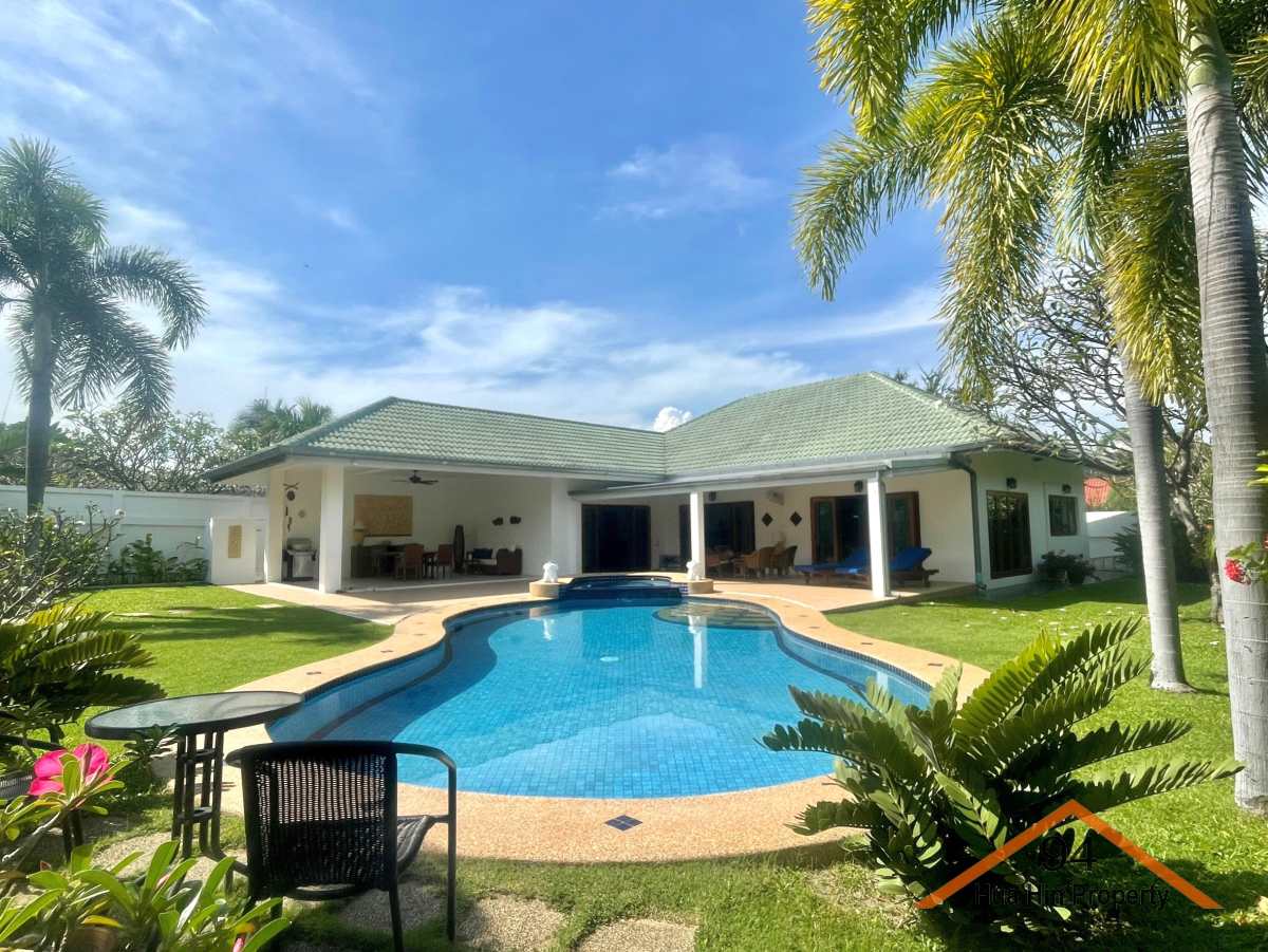 SH94499 Private, well maintained Solid Pool Villa on a half Rai plot, Hua Hin Soi 114, just a 2 km drive to Bluport and the beach.