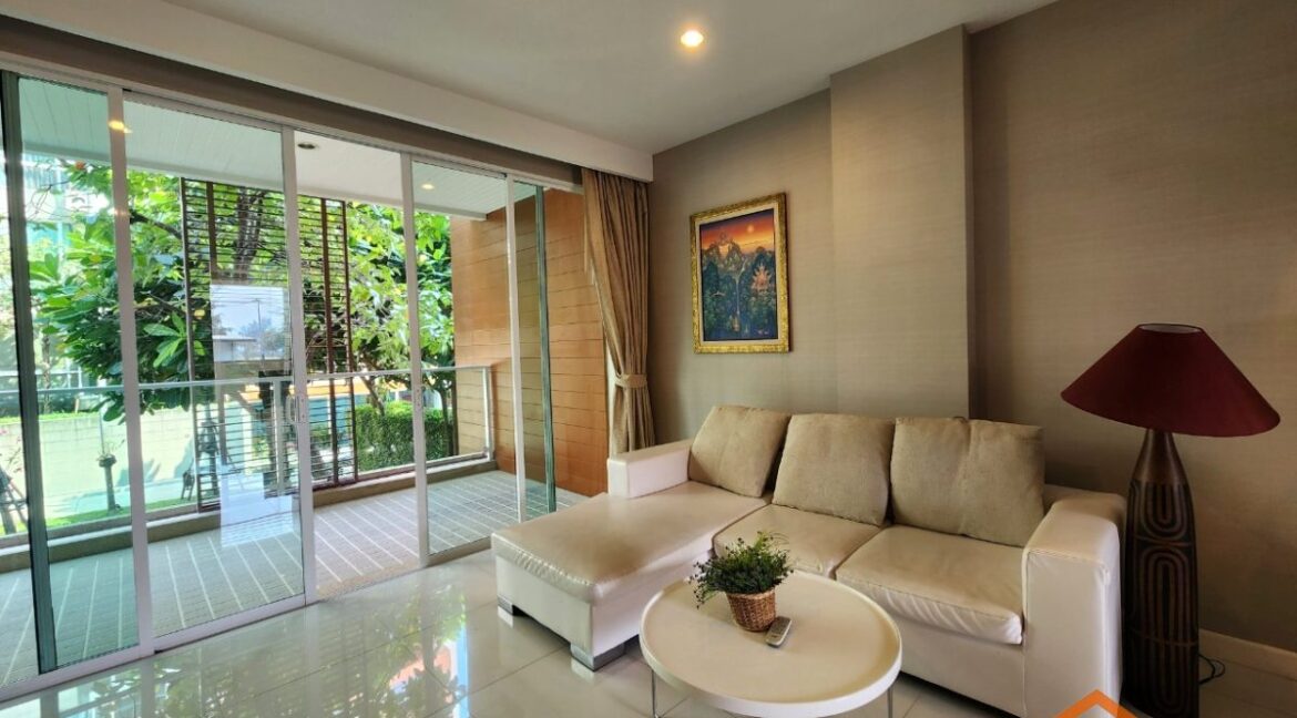 SC94195-The-Breeze-HuaHin-a-quiet-and-beautiful-condominium-on-Khao-Takiab-beach-garden-view_014
