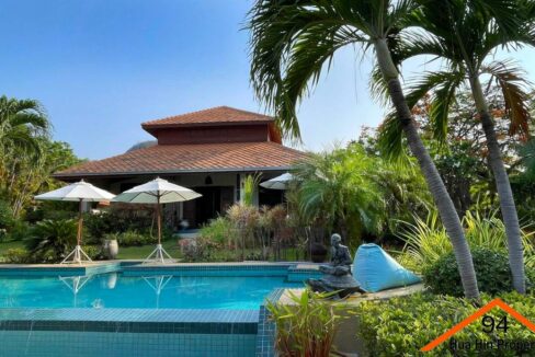 White Lotus 2 Luxury Bali Pool Villa Hua Hin_004