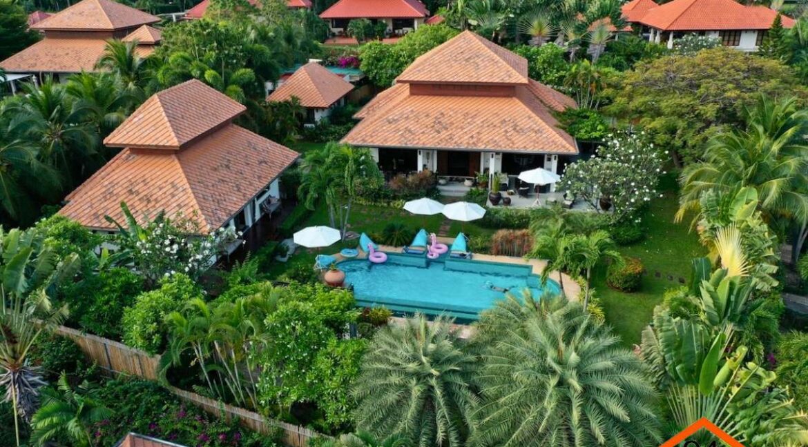 White Lotus 2 Luxury Bali Pool Villa Hua Hin_032