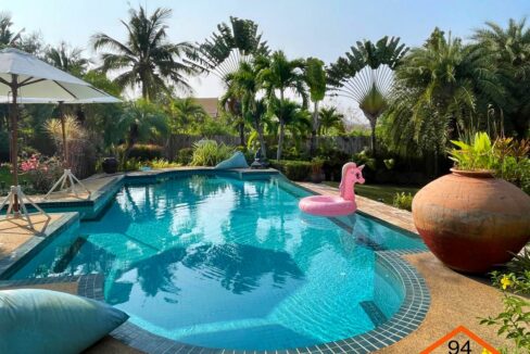 White Lotus 2 Luxury Bali Pool Villa Hua Hin_045