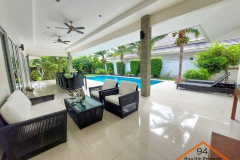 SH94533_Pool_villas_Near_the_HuaHin_Airport_and_the_Palm_Hills_Golf_Course_031