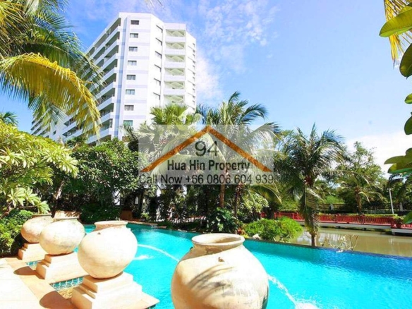 SC94055 Spacious open plan Condominium with sea views from your large balcony, North of Hua Hin town