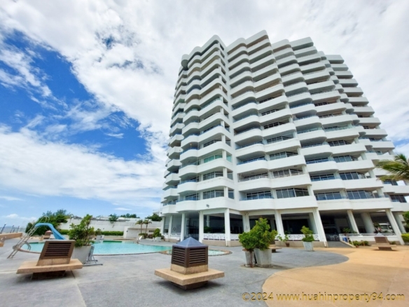 SC94206: Beach Front Chukamol Condominium for Sale in Cha Am, Very Close to Hua Hin. Super Ocean and Mountain Views!!