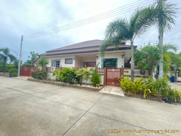 SH94535 Single House for Sale in Baan Sansabai Project, Hin Lek Fai, Hua Hin,  Only 1 km. to The Immigration!!