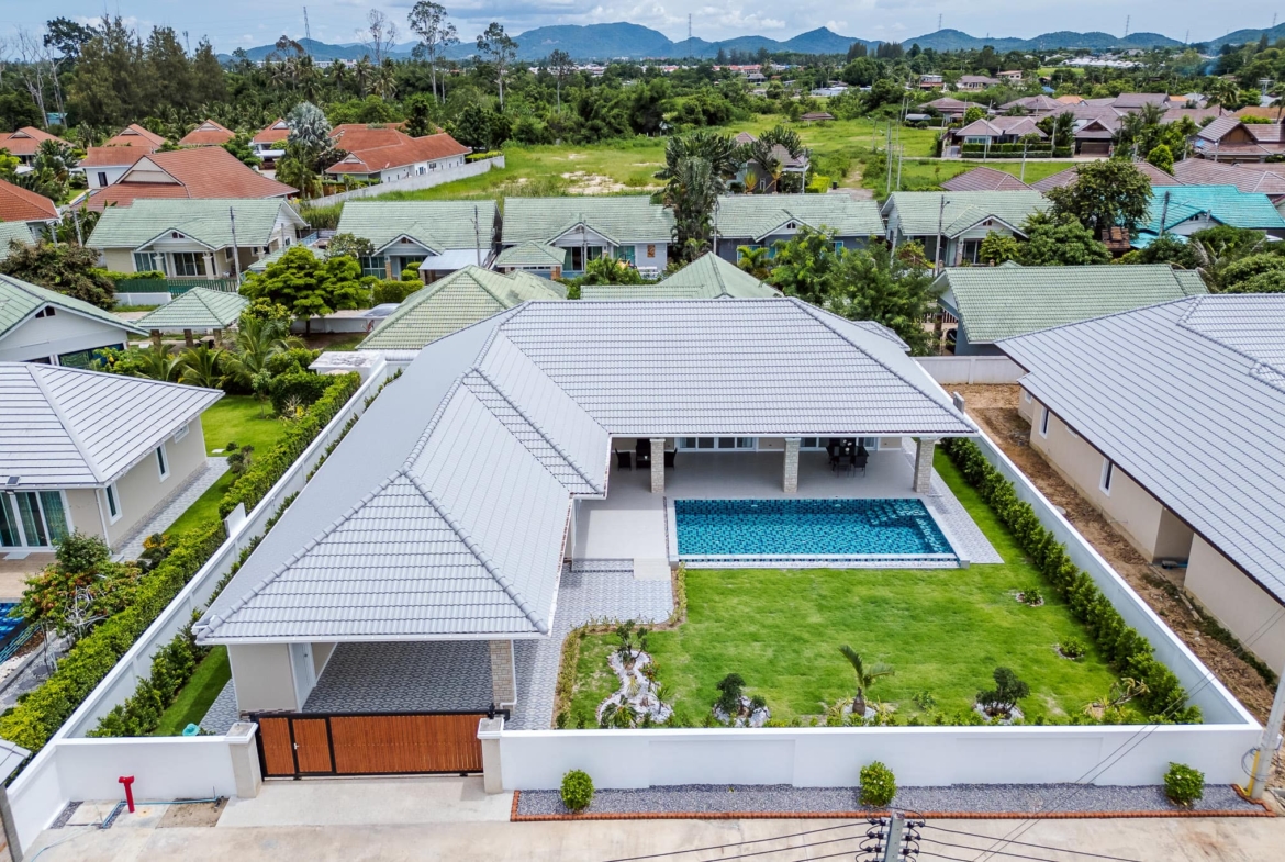 SH94557 Price Reduced! Luxury Pool Villa in Hua Hin – Now Only 11 Million Baht! SIAM VILLA 2, TYPE: D1 – Exclusive Home in Thap Tai, Hua Hin
