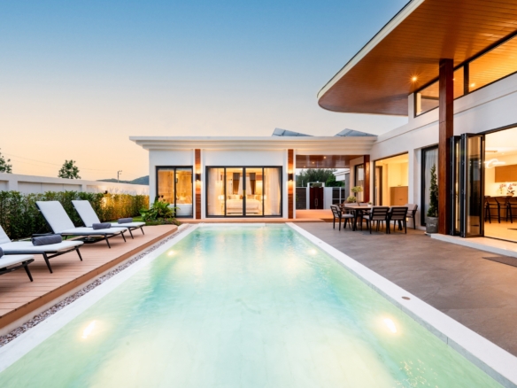 SH94568 LUXURY POOL VILLAS  Beautiful new pool villas at soi 94 Hua Hin
