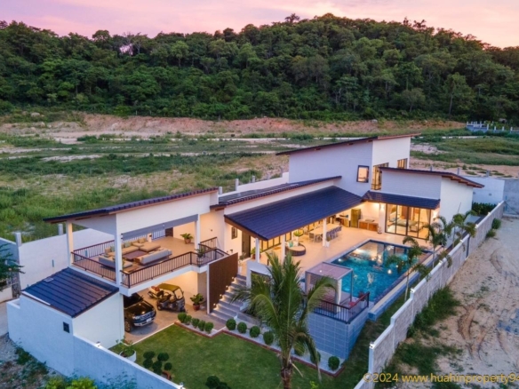 SH94581  RESALE Price Adjustment!  Luxurious 5-Bedroom Modern Pool Villa in Hua Hin 102
