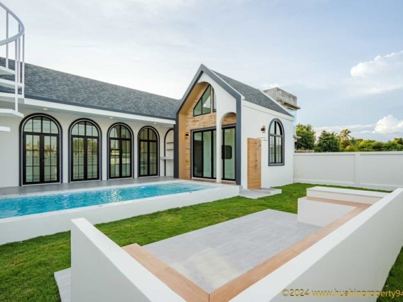 SH94584 Arty Perfect Home 2 Pool villa @ Huahin