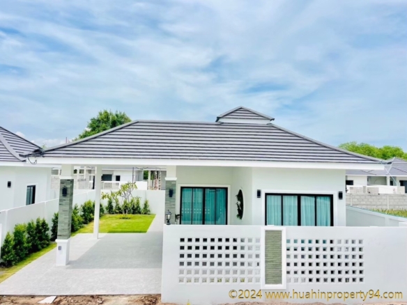 SH94613 M Town – Detached House Type C Starting Price: 2.5 Million THB