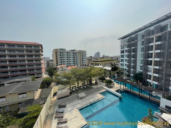 SH94633 Modern Condo for Sale in the Heart of Hua Hin – Tira Tiraa Condominium