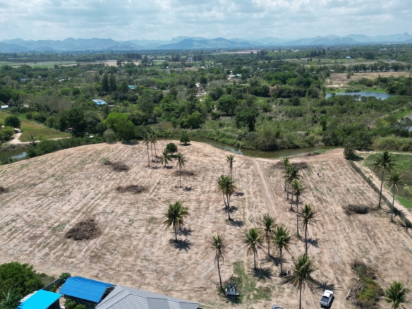SL94647 Land for Sale 13.5 Rai in Hin Lek Fai, Hua Hin