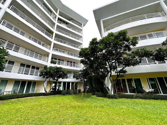 SC94690 Hot Deal Absolute Beachfront Condo Hua Hin – 2 Bed Corner Unit, Large Balcony (103 sqm)
