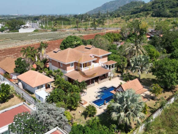 SH94687 PRICE DROP! 5-Bed Family Estate in Khao Tao with Mountain Views | Massive Land & 15m Pool  – Now 13.9 MB!