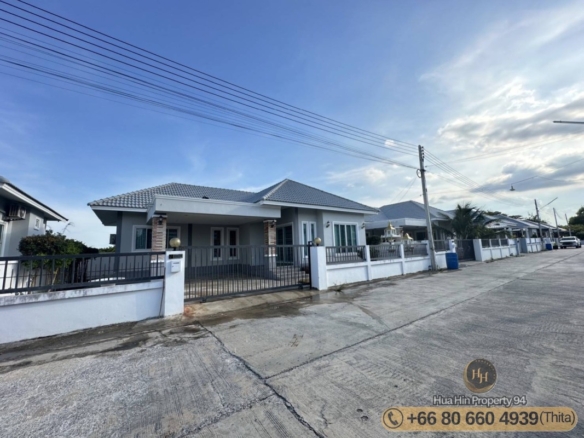 SH94682 Great Value! 3-Bedroom Single House for Sale near Hua Hin & Khao Tao Reservoir