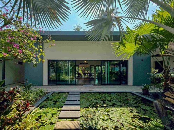 SH94705 Private Nature Living | Sam Phraya – Palm Hills AreaLakeside Large-Land Estate | 15–20 Minutes to Hua Hin
