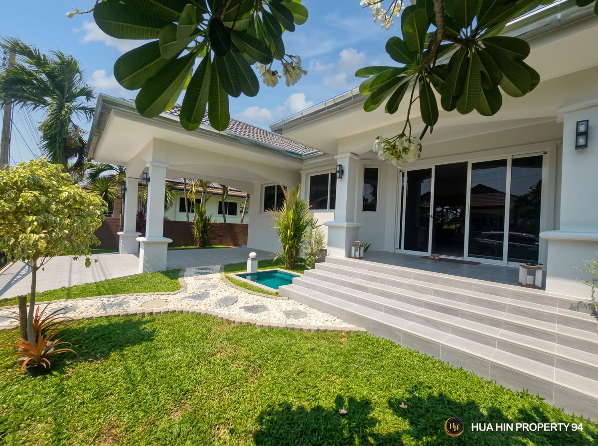 SH94717 FULLY RENOVATED LUXURY POOL VILLA FOR SALE | HUA HIN SOI 102