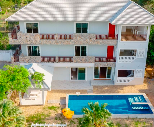 The three story Villa 8 rooms in Hua Hin – THB 10 Million