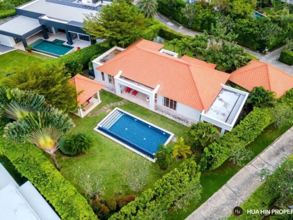 SH94723 Baan Ing Phu Villa — Hua Hin