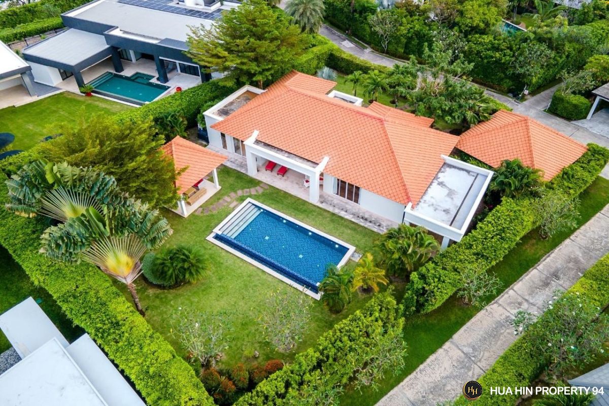 SH94723 Baan Ing Phu Villa — Hua Hin