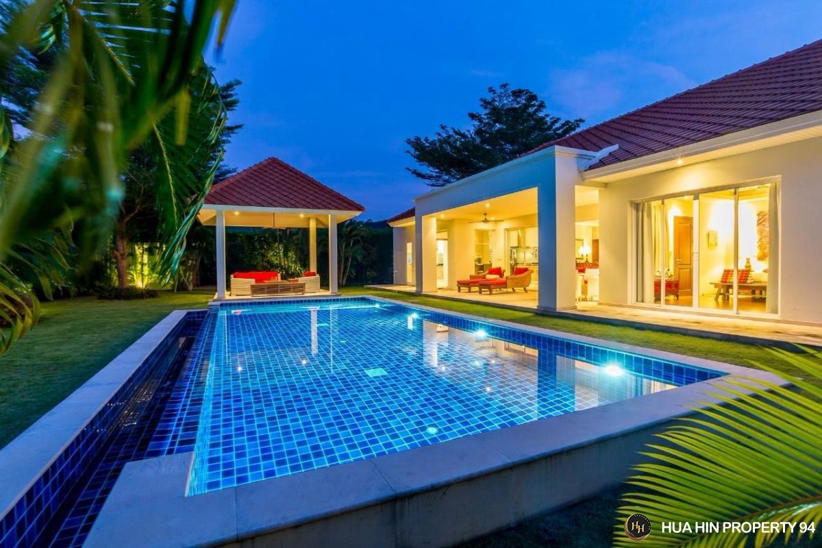 SH94723 Baan Ing Phu Villa — Hua Hin