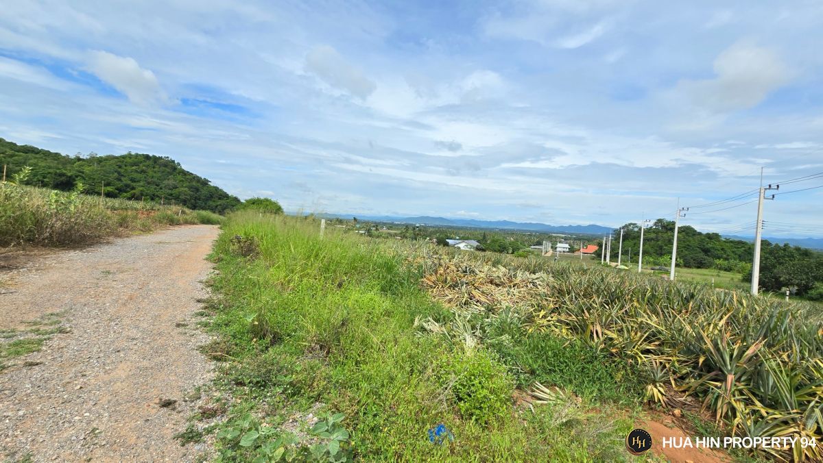 2.8d05Huahin SL94724 Rare Elevated Land with Panoramic Mountain Views — Khao Tao, Hua Hin