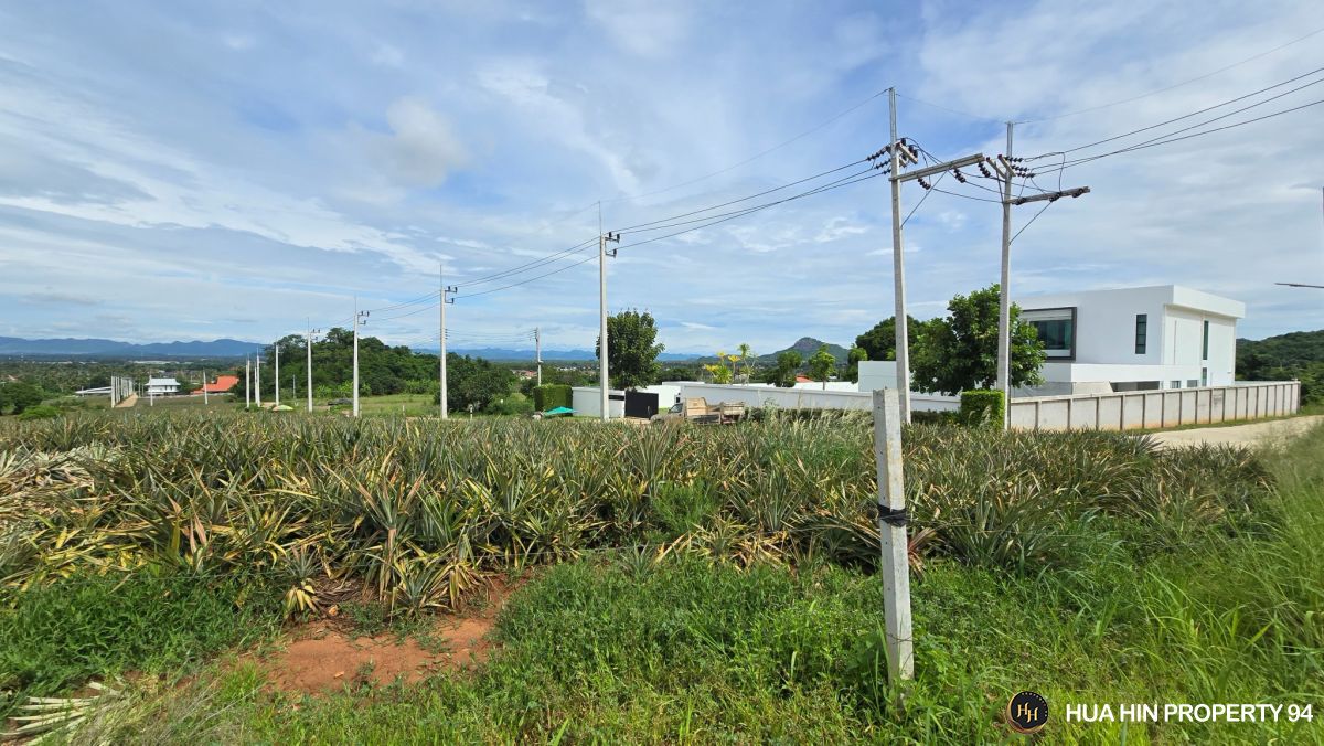 2.8d07Huahin SL94724 Rare Elevated Land with Panoramic Mountain Views — Khao Tao, Hua Hin