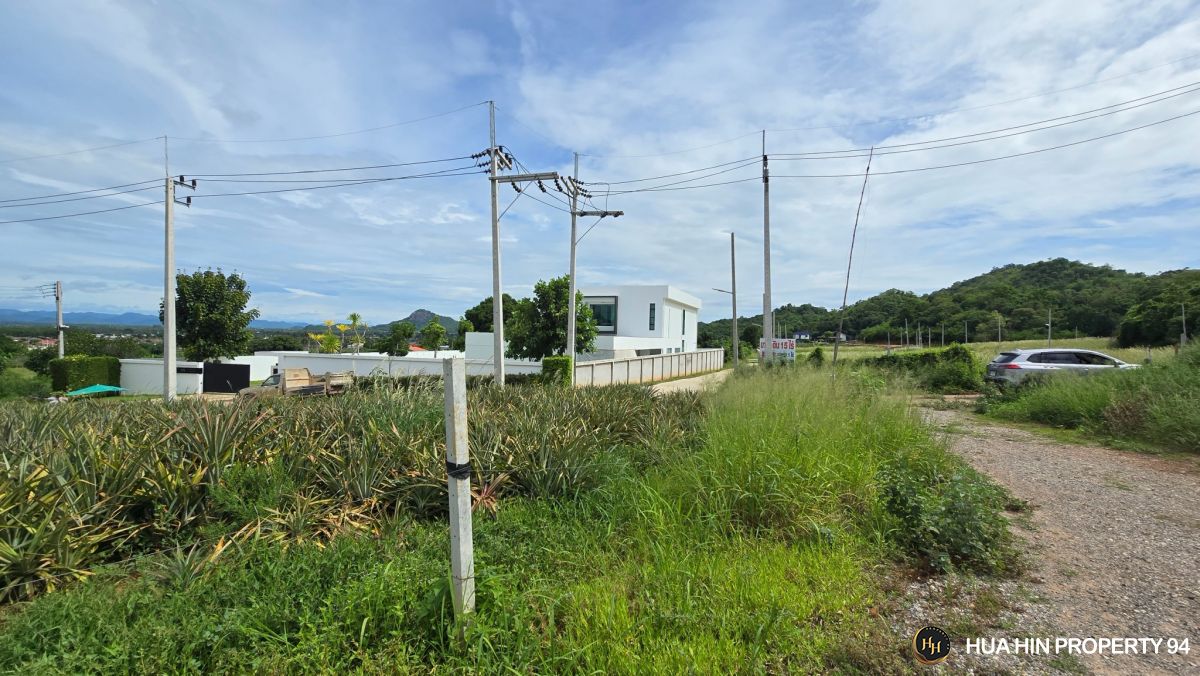 2.8d08Huahin SL94724 Rare Elevated Land with Panoramic Mountain Views — Khao Tao, Hua Hin