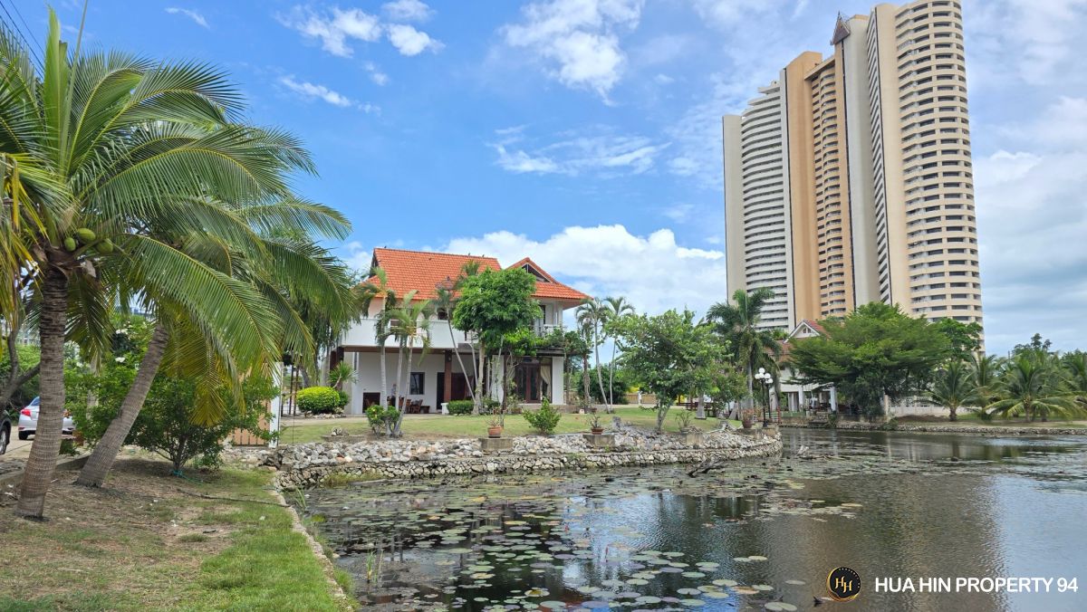 aaaaaaaaaaaaf20Huahin SH94726 Peaceful 2-Storey Lotus Pond View Villa for Sale – Cha-am
